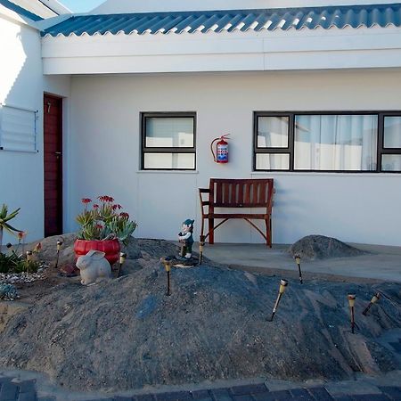 The Cormorant House Hotel Lüderitz Buitenkant foto